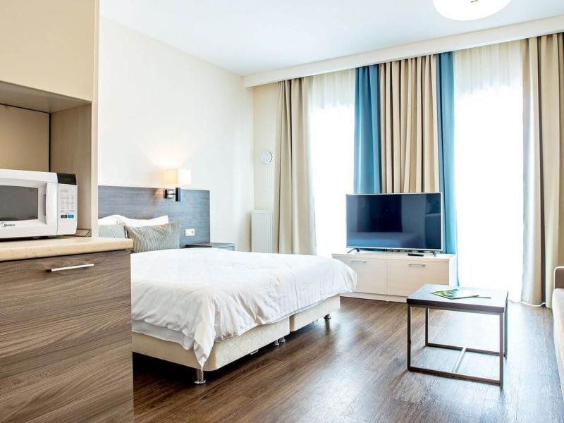 Ramada Hotel & Suites by Wyndham Novosibirsk Zhukovka