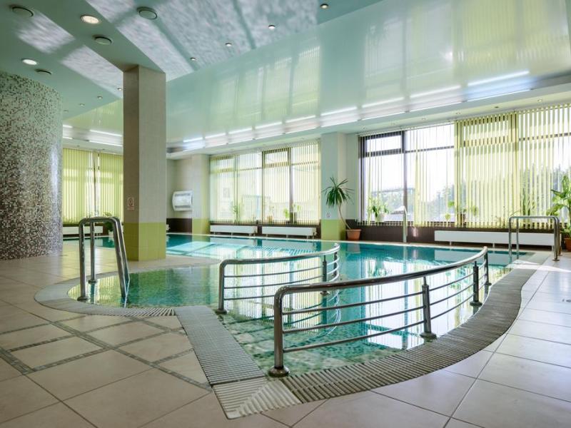 Skyport Hotel