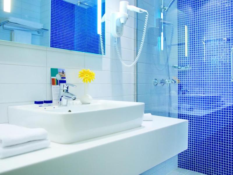 Cosmos Astrakhan Hotel