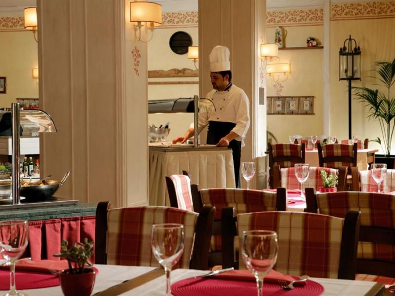 Crowne Plaza Hotel St Peter's