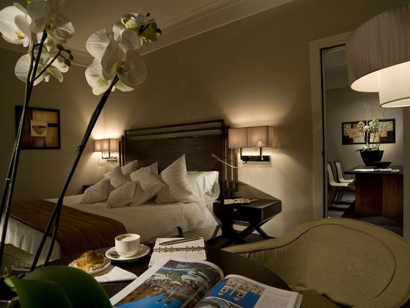 Crowne Plaza Hotel St Peter's