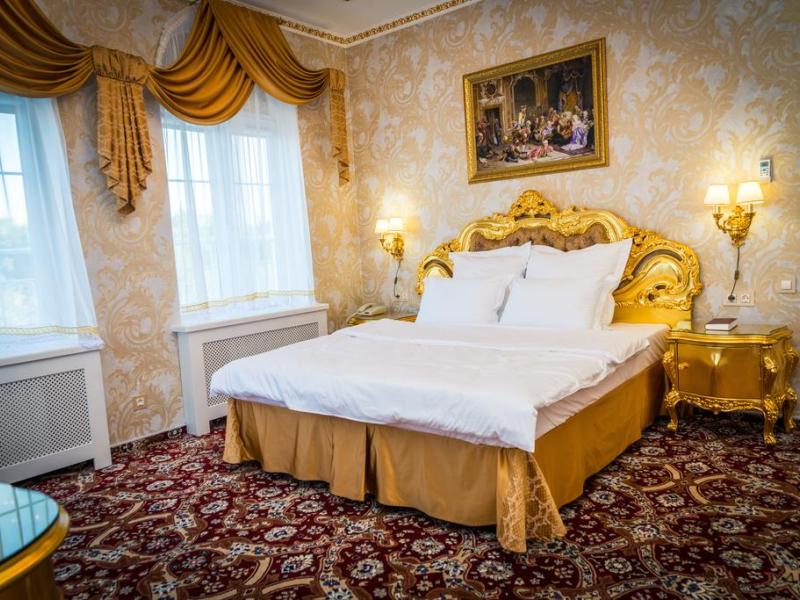 Петровский Причал Luxury Hotel&SPA