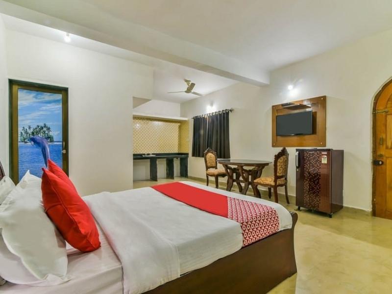 OYO 15487 Ashoka King