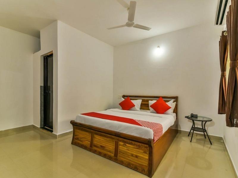 OYO 15487 Ashoka King