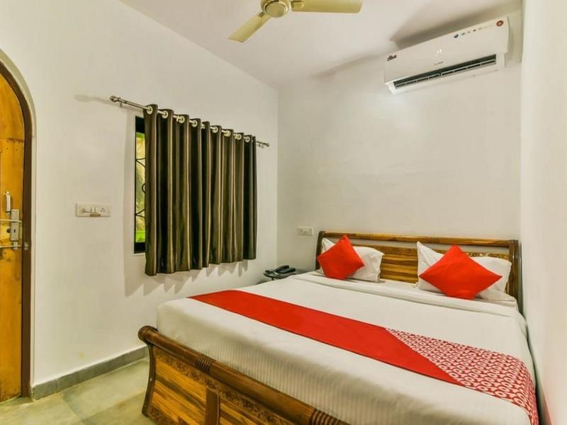 OYO 15487 Ashoka King