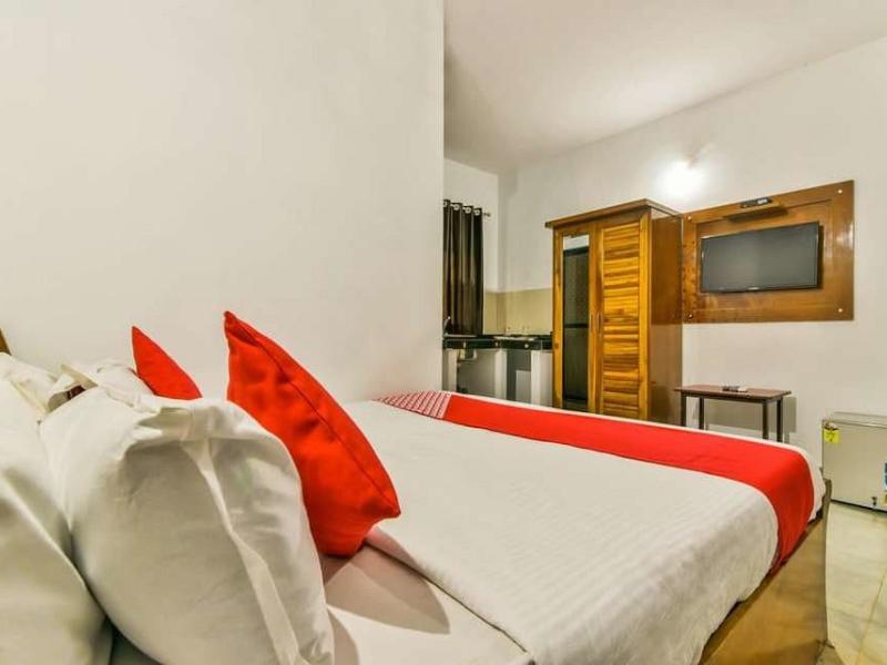 OYO 15487 Ashoka King