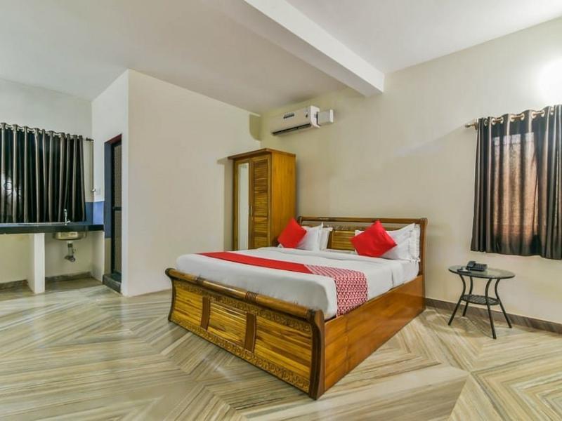 OYO 15487 Ashoka King