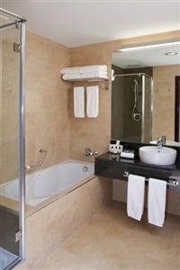 Crowne Plaza Madrid Airport