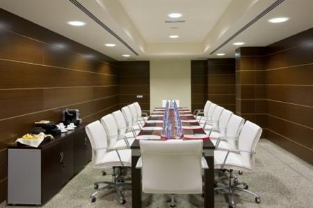 Crowne Plaza Madrid Airport