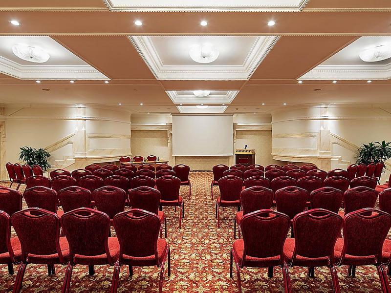 Crowne Plaza Old City