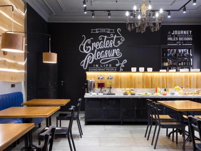 Station Hotel Premier S10