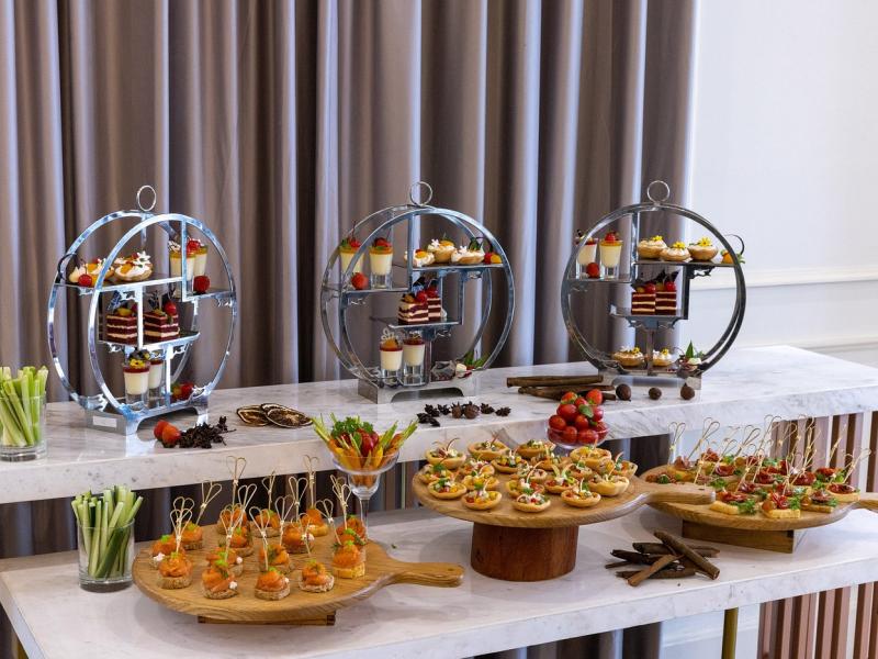 Melia Vinpearl Cam Ranh Beach Resort