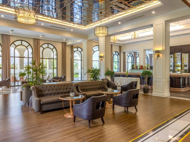 Melia Vinpearl Cam Ranh Beach Resort