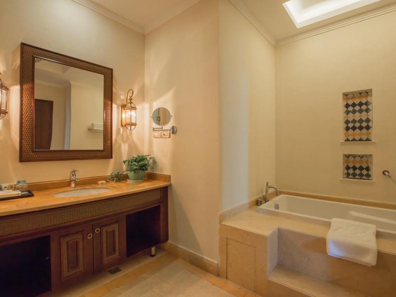 Ningxia Mansion Sanya