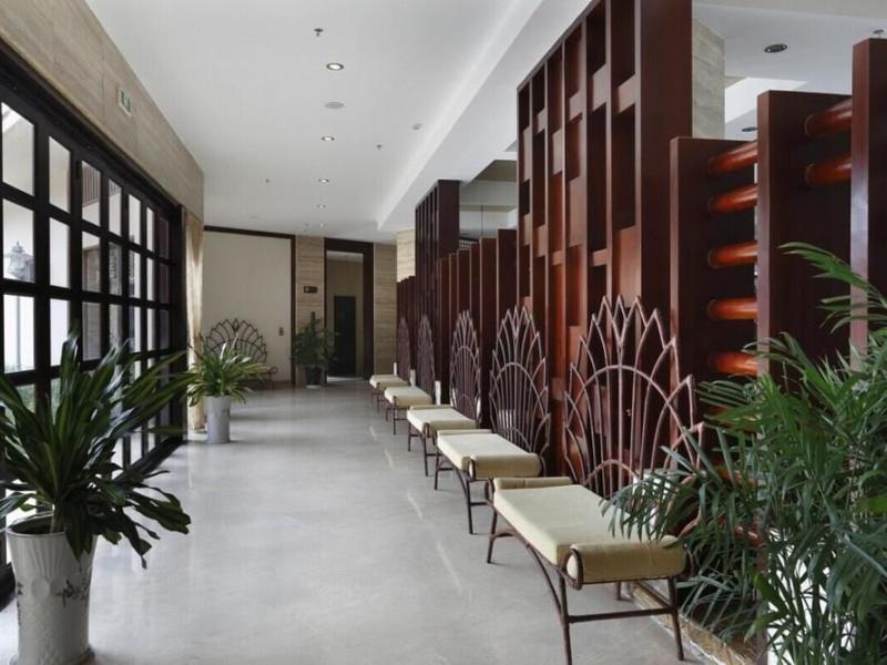 Coconut Grove Herton Seaview Hotel