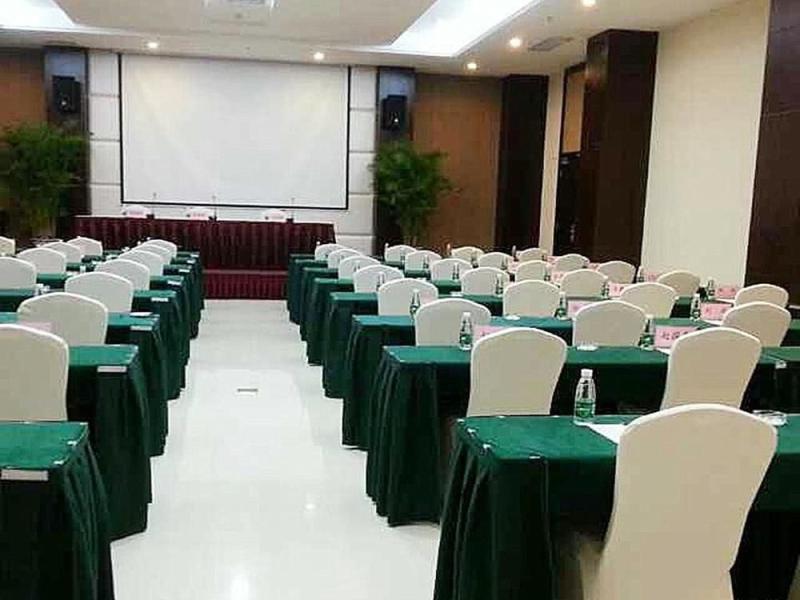 Coconut Grove Herton Seaview Hotel