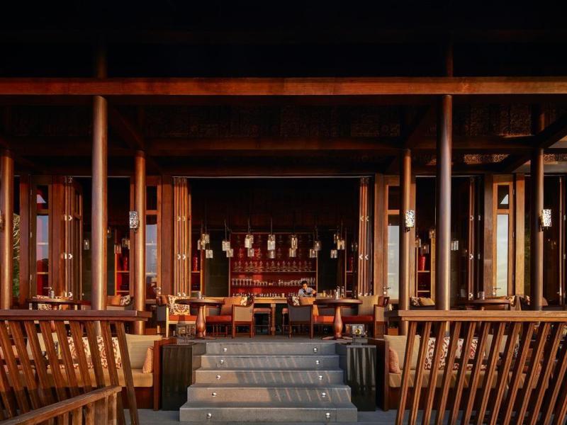 The Ritz-Carlton