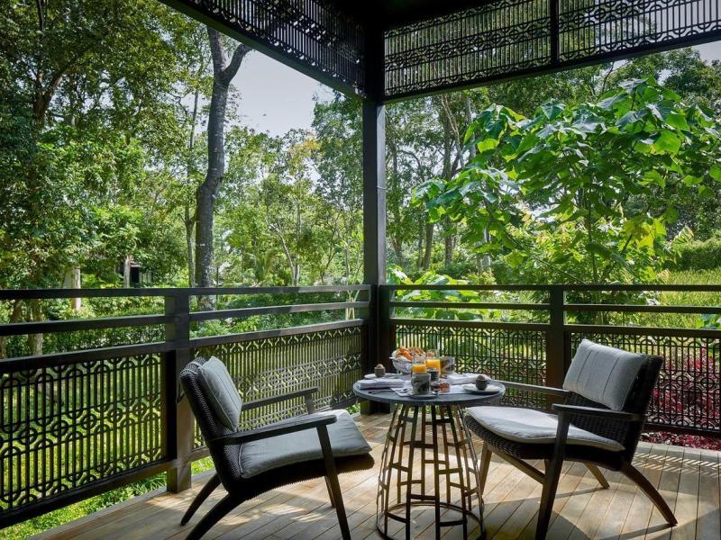 The Ritz-Carlton