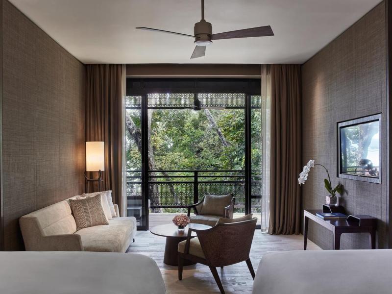 The Ritz-Carlton