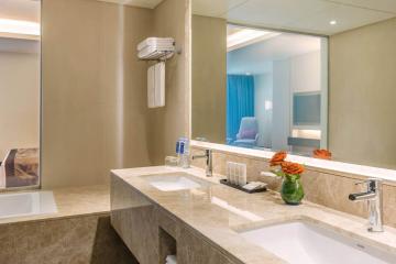 Отель Radisson Blu Hotel Ajman ОАЭ, Аджман, фото 14
