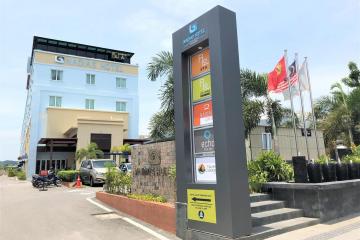 Отель Nadias Hotel Cenang Langkawi Малайзия, о Лангкави, фото 1