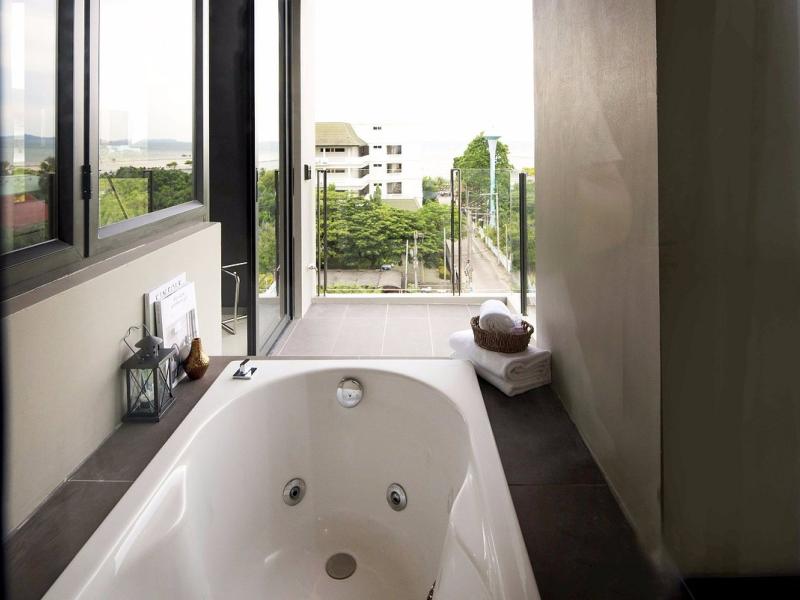 Seaphere Pattaya Hotel by Elite Suites