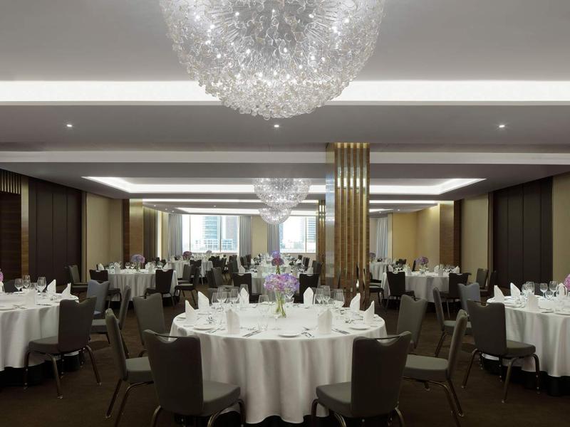 Radisson Blu Hotel Dubai Waterfront