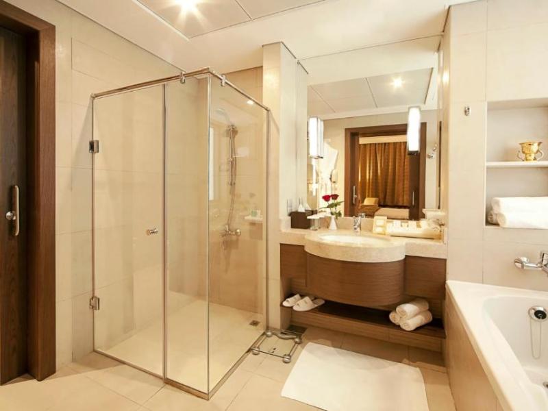 Oaks Liwa Executive Suites