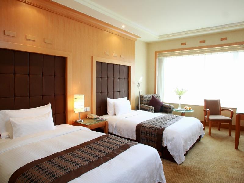 Crowne Plaza Shanghai