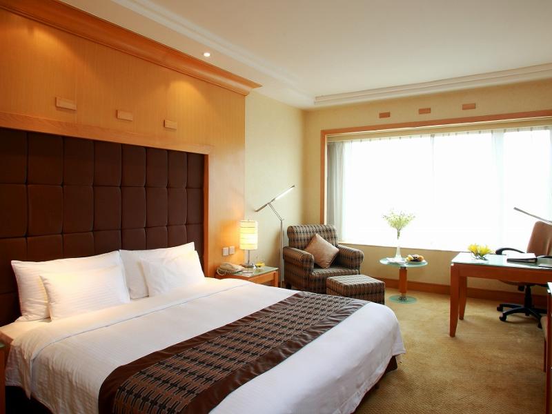 Crowne Plaza Shanghai