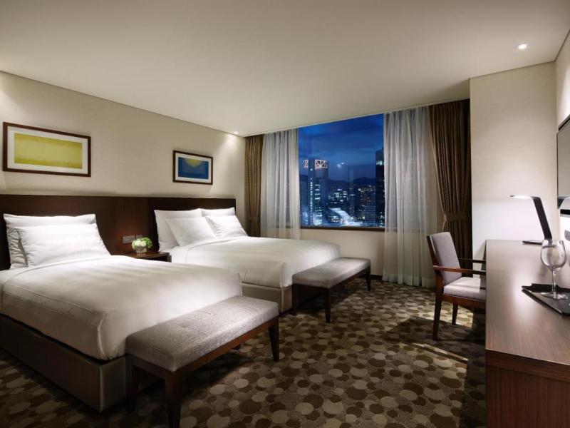Lotte City Hotel Myeongdong