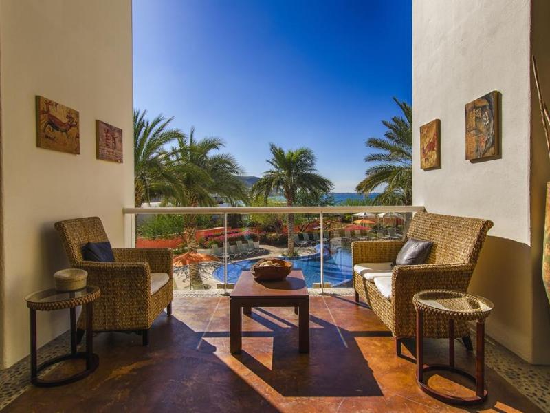 CostaBaja Resort & Spa
