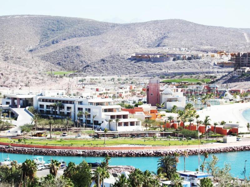CostaBaja Resort & Spa