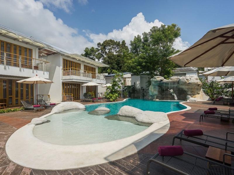 White Sand Samui Resort