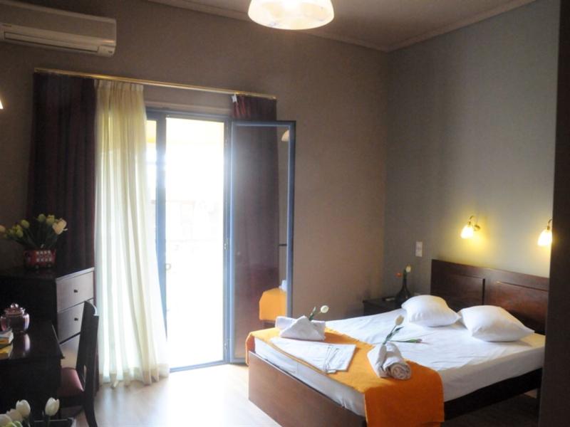 Central Hotel