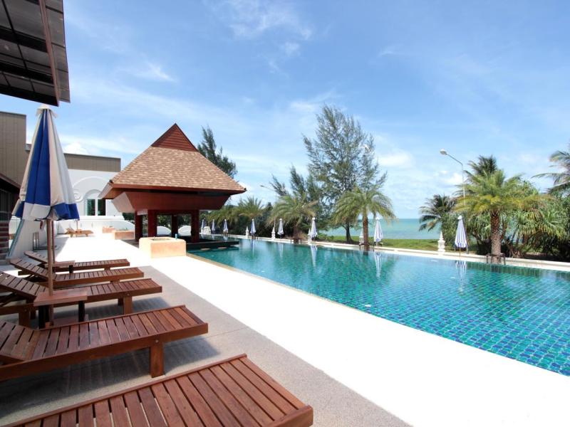 MaiKhao Palm Beach Resort