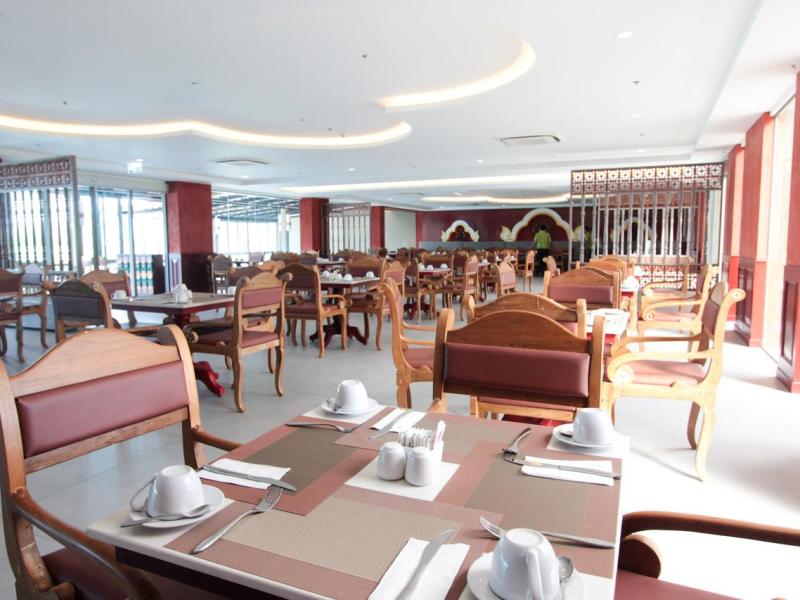 MaiKhao Palm Beach Resort