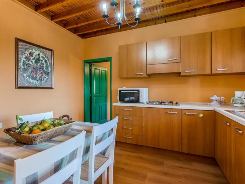Elefterias Garden House