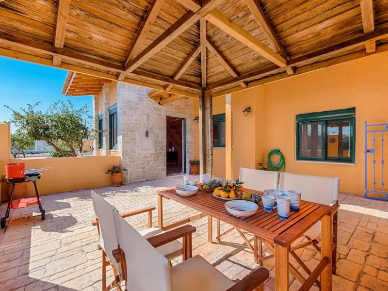 Elefterias Garden House