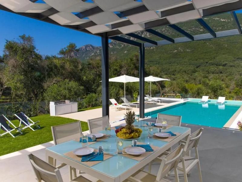 Villa Dione