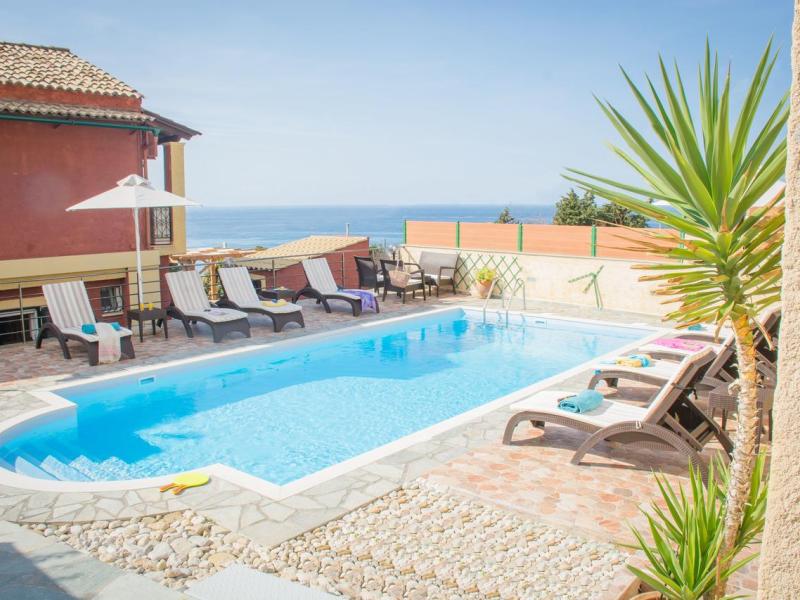 Villa Aris