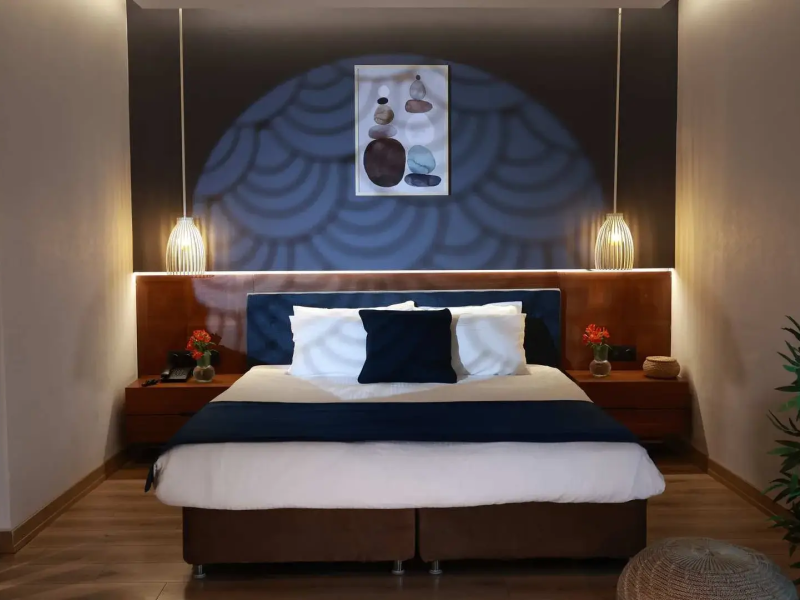 Nova Plaza Crystal Hotel