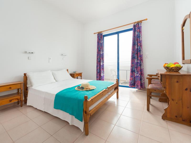 Palm Bay (Pefkos)