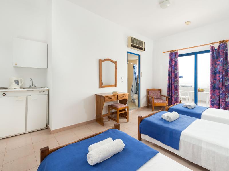 Palm Bay (Pefkos)