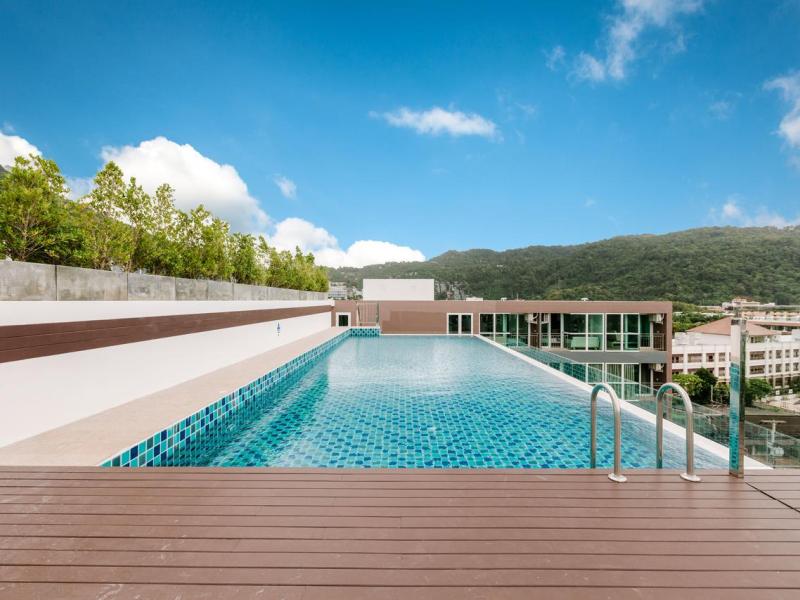 Ozone Condotel Kata Beach