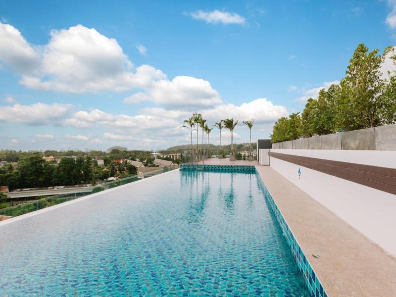 Ozone Condotel Kata Beach