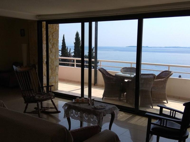 Sarakinos Apartments