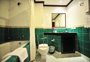 Thipurai City Hotel