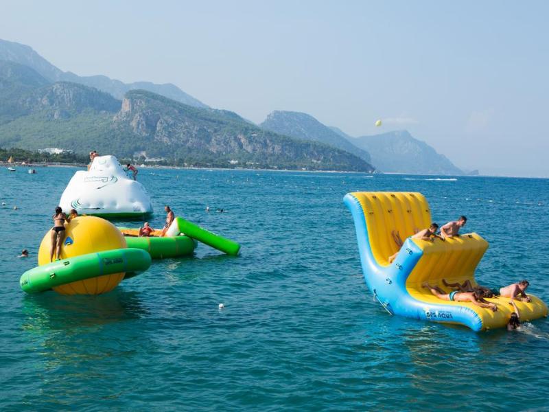 Crystal Flora Beach Resort