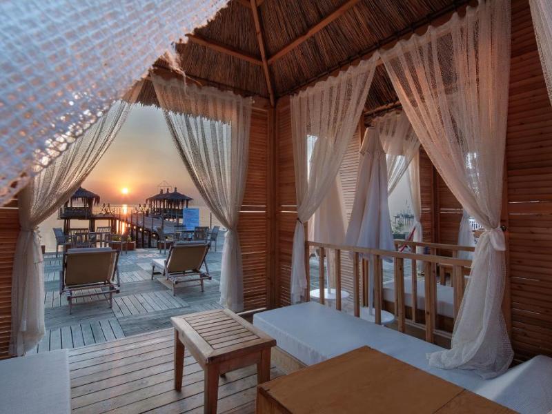 Crystal Flora Beach Resort